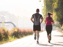 Paths and trails in Rosewood make it easy to go running and to be active. In this amenity-rich neighbourhood, this couple enjoys the parks and trails.